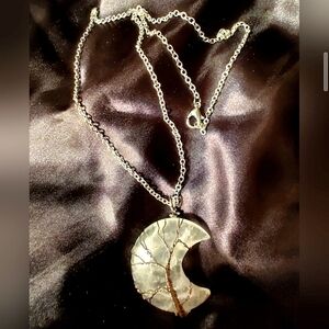 Silver Tone Wire Wrapped Stone Crescent Moon Pendant Necklace
